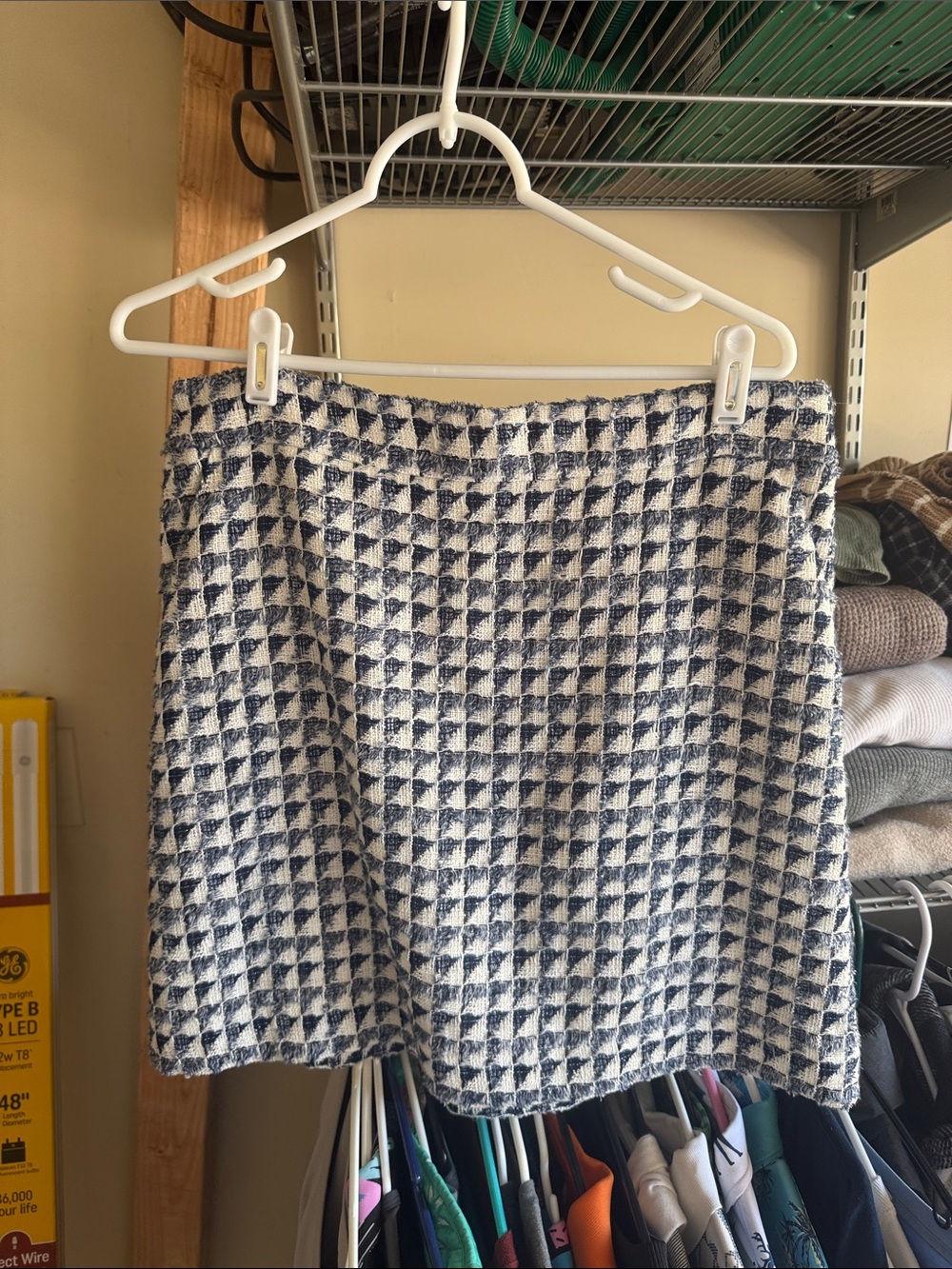 LOFT Navy and White Houndstooth Tweed Mini Skirt
